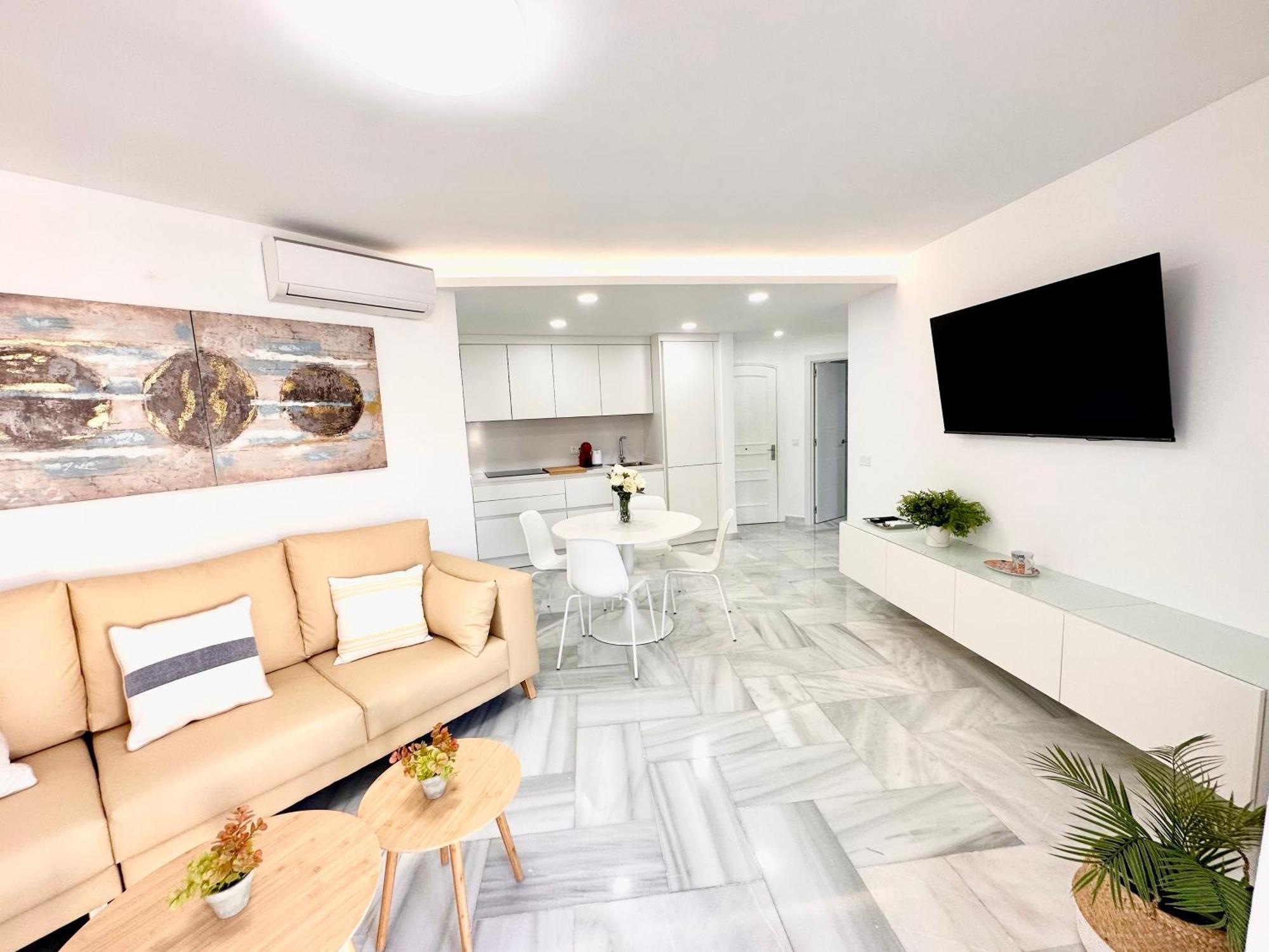 Apartamento, Paradise Sun Beach In Marina Benalmádena Exteriér fotografie
